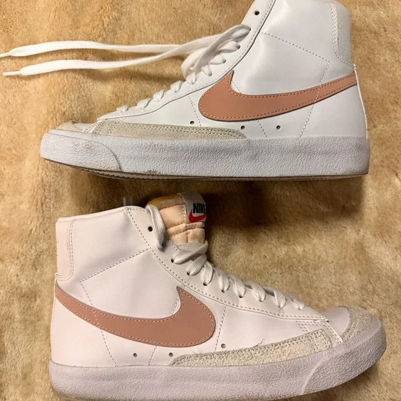 Nike Women’s Blazer Mid White Peach High-Top Sneakers - Soft Pink Swoosh - Picture 5 of 6